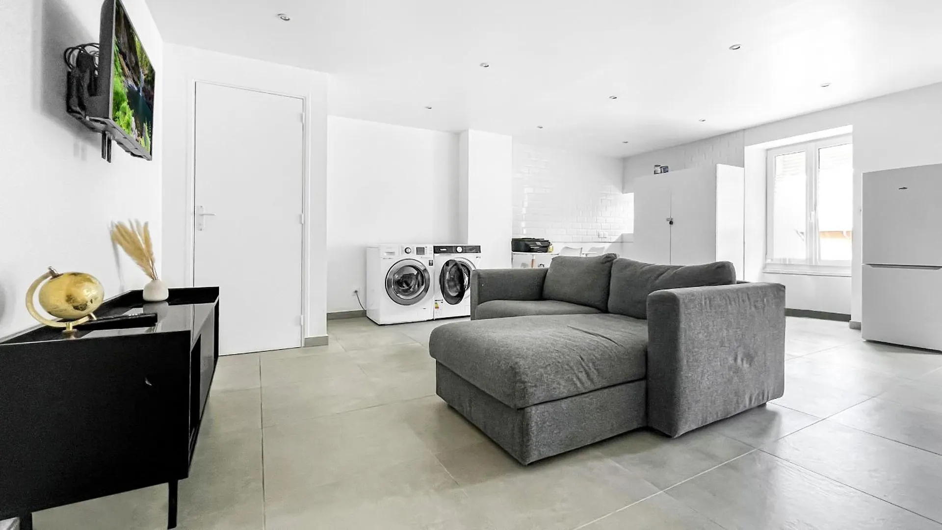 Homey Zen - Joli Studio/Proche Vitam Parc Viry  Apartment