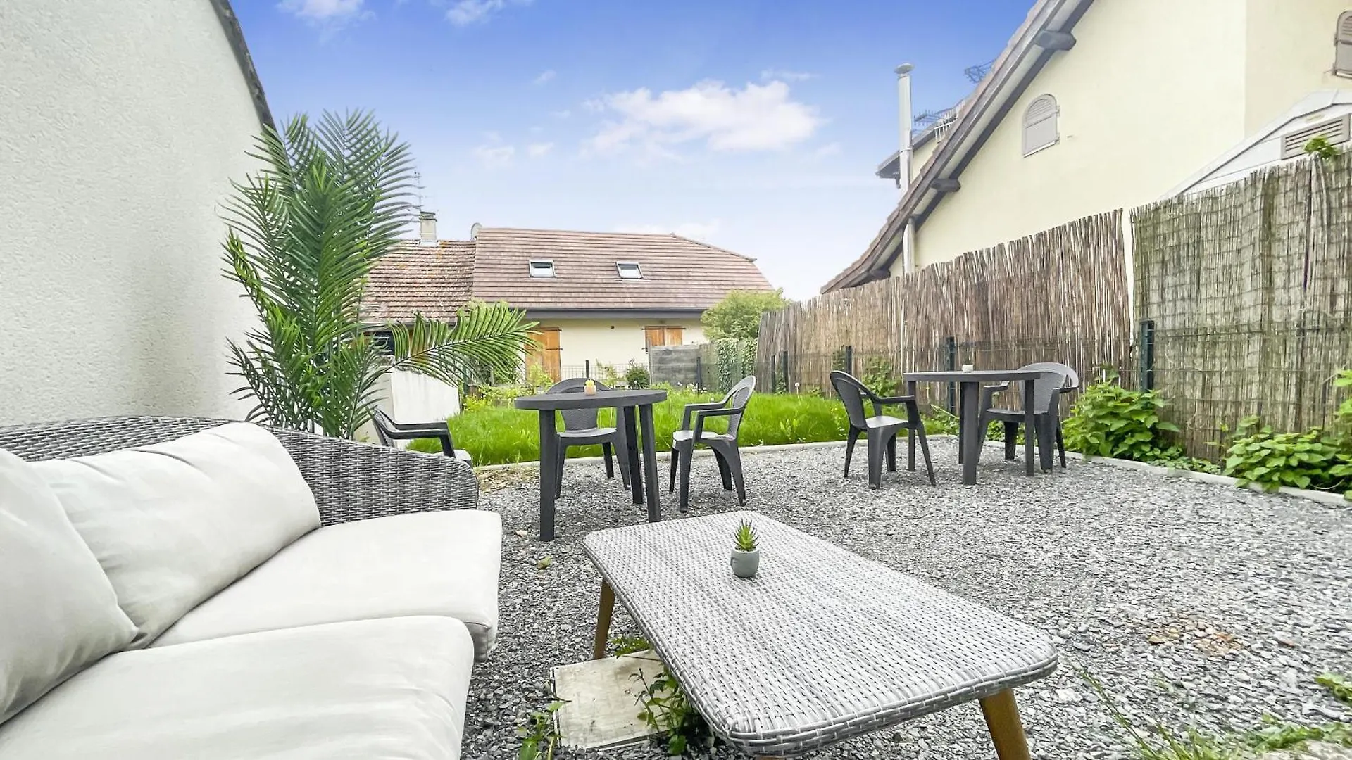 Homey Zen - Joli Studio/Proche Vitam Parc Viry  France